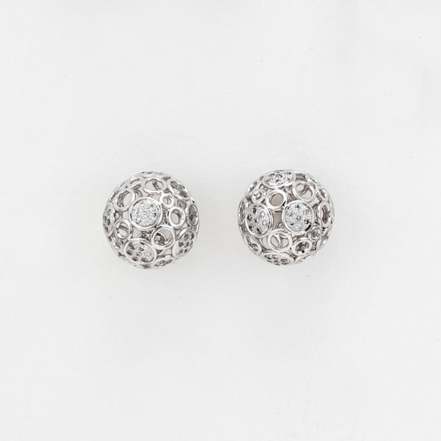 K18 WG Diamond Earrings | ブランドジュエリー ECREVE（エクレブ）